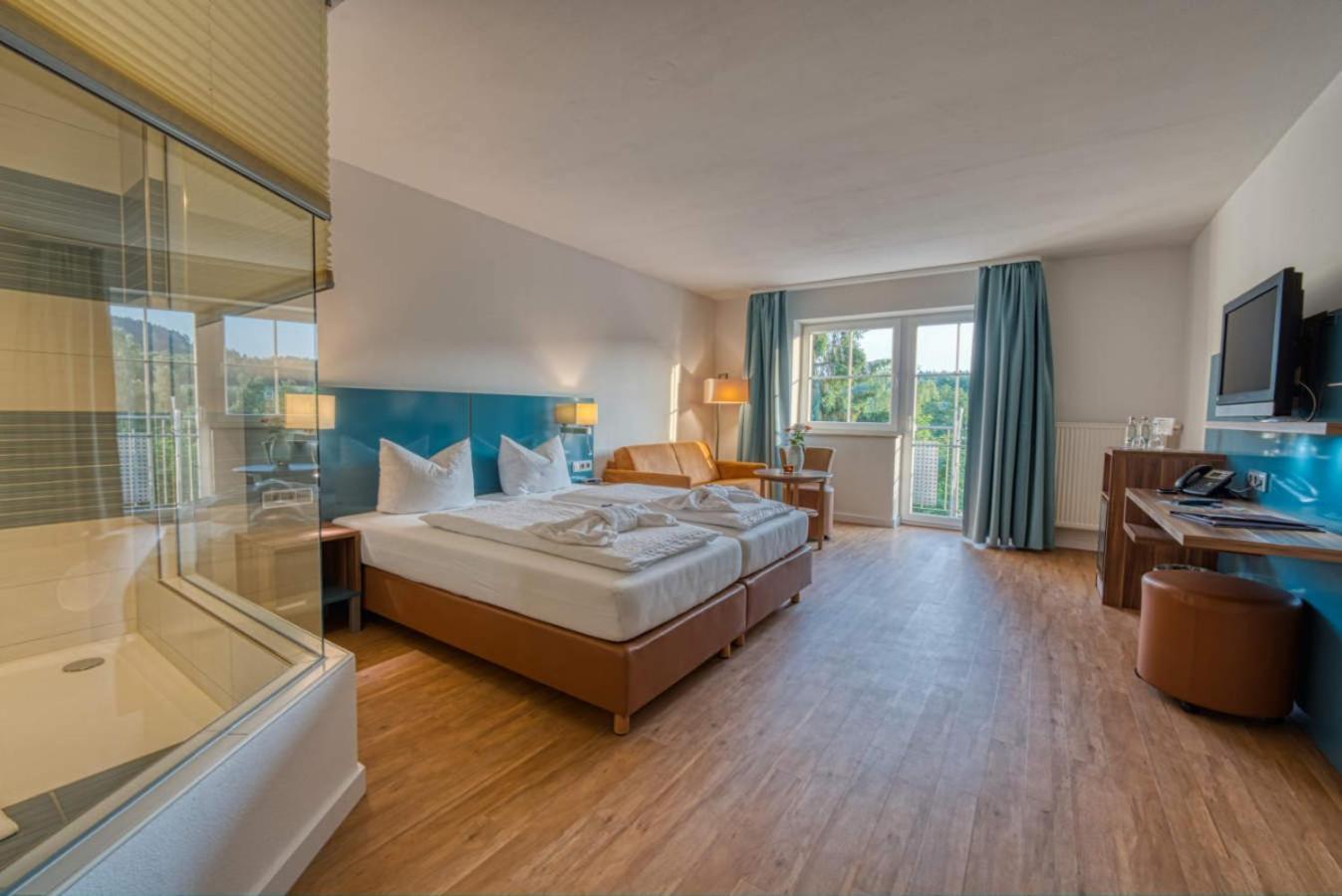 Konzell Hotel & Spa Reibener-Hof מראה חיצוני תמונה