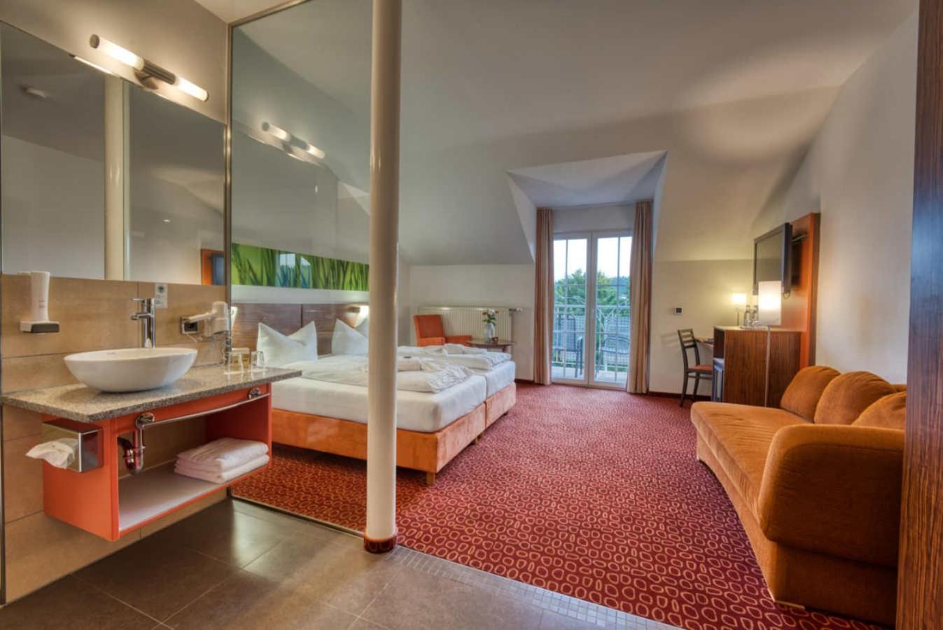Konzell Hotel & Spa Reibener-Hof מראה חיצוני תמונה